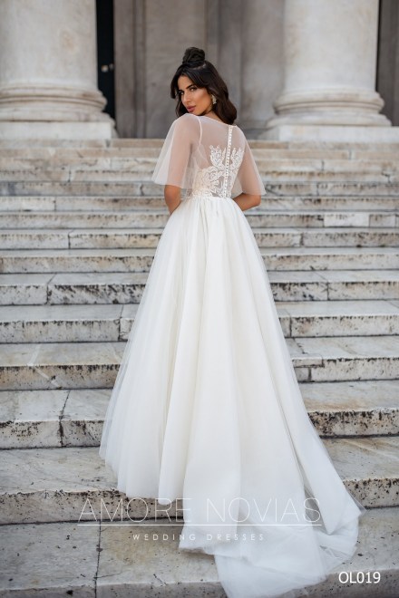 https://amore-novias.com/images/stories/virtuemart/product/OL019       (3).jpg